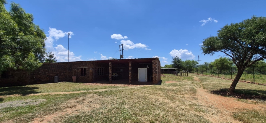 4 Bedroom Property for Sale in Zeerust North West